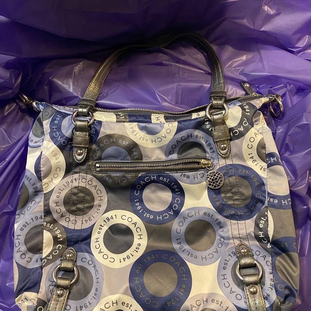 Coach Navy and Gray Signature Circle Crossbody Shoulder Bag - Picture 4 of 13